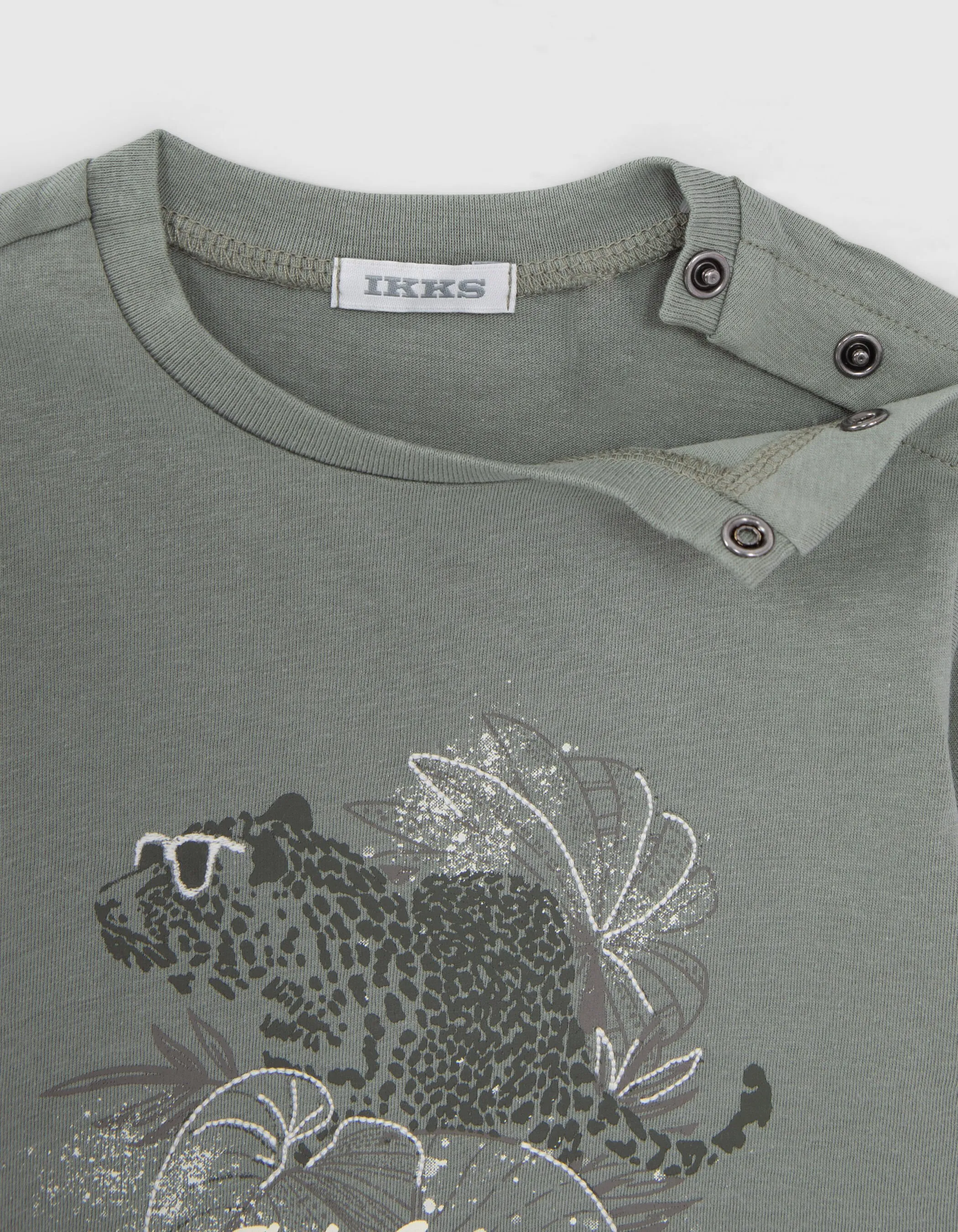 Baby boy khaki t-shirt and ecru bermuda outfit