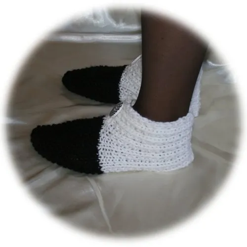 Black and White Button-Adorned Op-Art Slippers